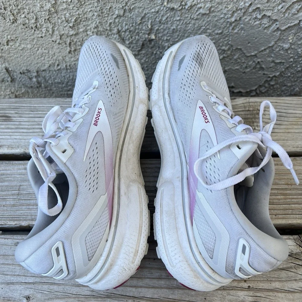 Brooks Shoes‎ Women Size 9 Ghost 15 Sneakers Multicolor Lace Up Sport